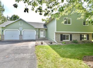 6010 Prairie Rose Dr, Saint Cloud, MN 56303