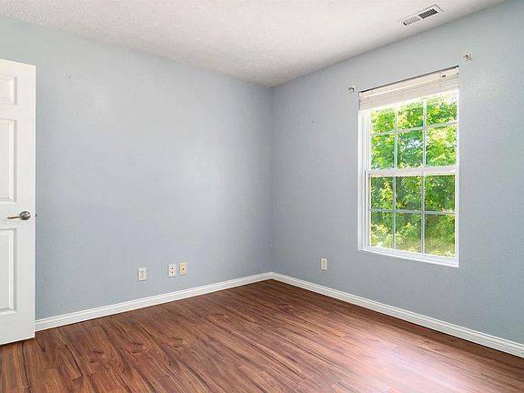 3rd image of 4626 Lincoln Pointe Dr