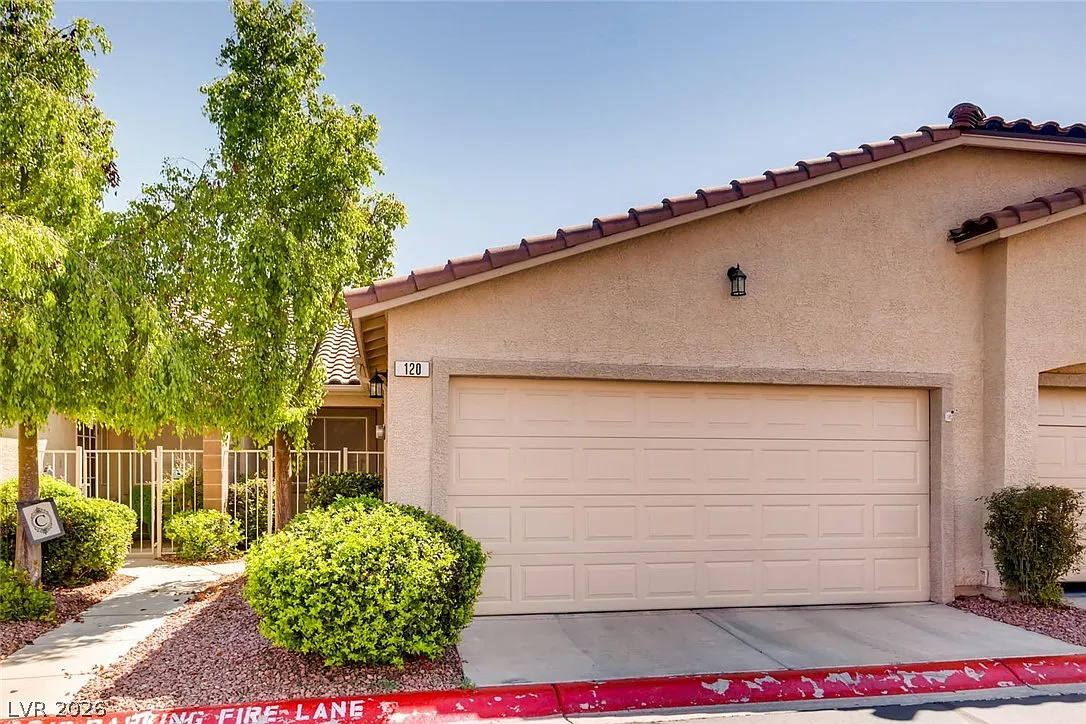 2 bed, 2.0 bath, 1140 sqft, $1,700 — Photo 1