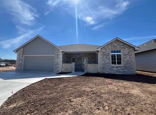 1720 N Forestview Ct, Wichita, KS 67235