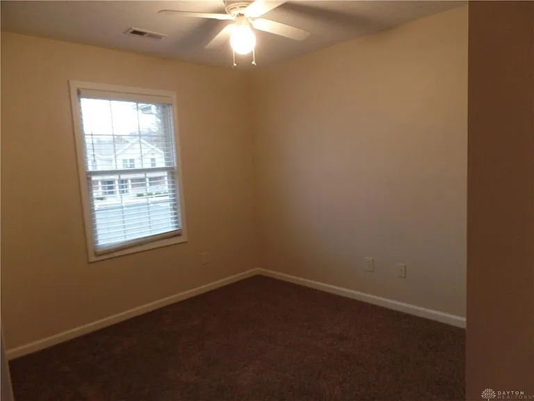 120 S Cherry St — Photo 16