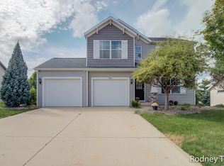 6561 Bradenwood Dr, Hudsonville, MI 49426
