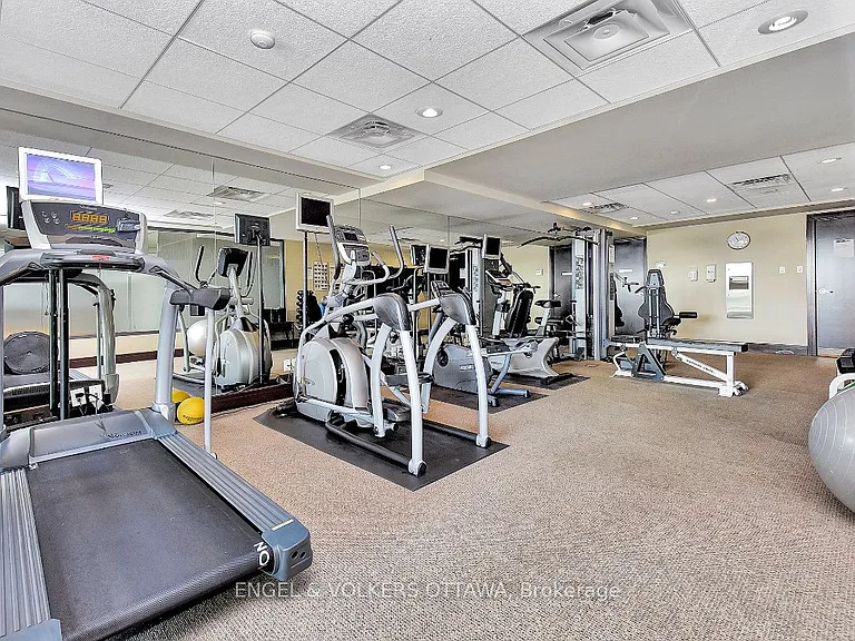 700 Sussex Dr N #403 — Photo 41