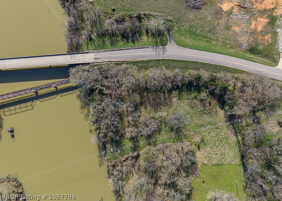 1st image of Hopkins Dr