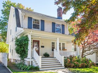 7 Oakwood Ave, Glen Ridge, NJ 07028