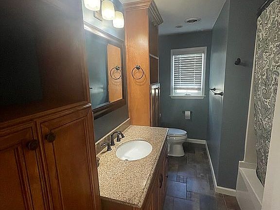 4th image of 108 Ginger Ct