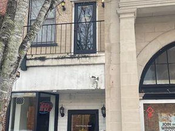 114 Princess St #B