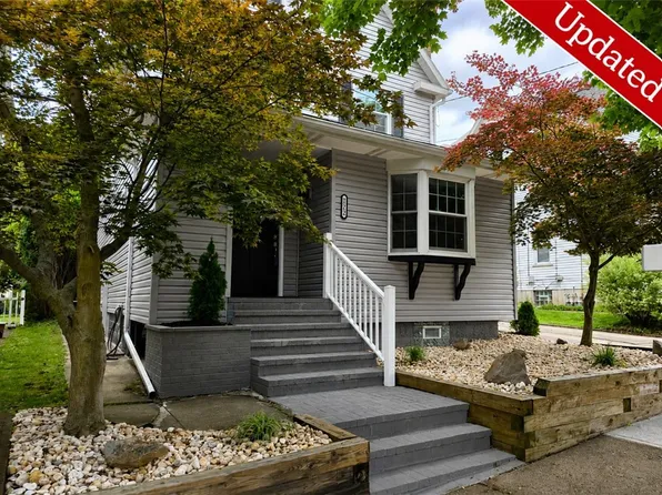1112 Montana Ave, Natrona Heights, PA 15065