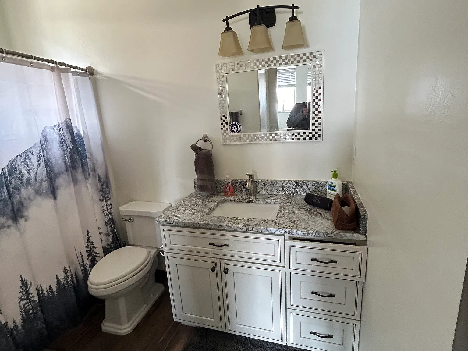 3 bed, 1385 sqft, $950 — Photo 2