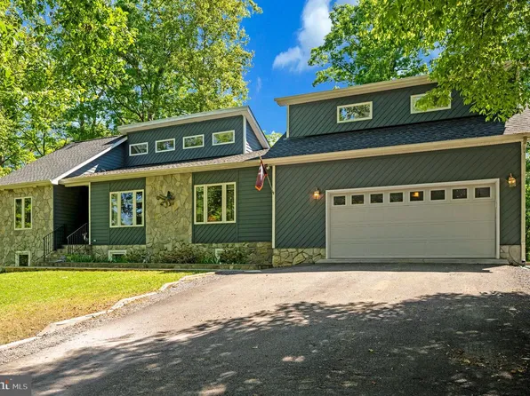 203 Limestone Ln, Locust Grove, VA 22508