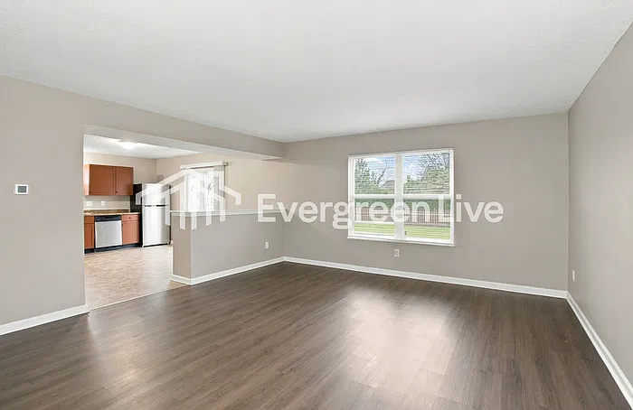 3 bed, 2.5 bath, 1794 sqft, $1,745 — Photo 4