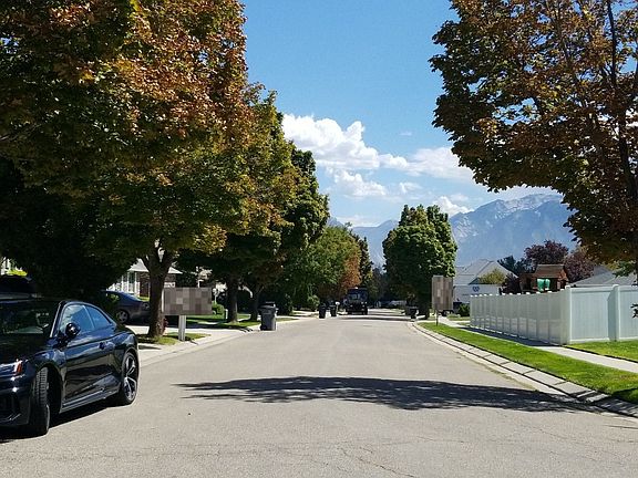 4th image of 3122 W Sweet Blossom Dr