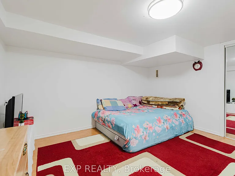 78 Woodfern Dr — Photo 41
