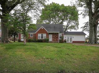 32 Dyersburg Hwy, Trenton, TN 38382
