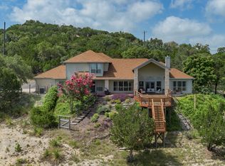 1114 Lakepark Dr, Lakehills, TX 78063