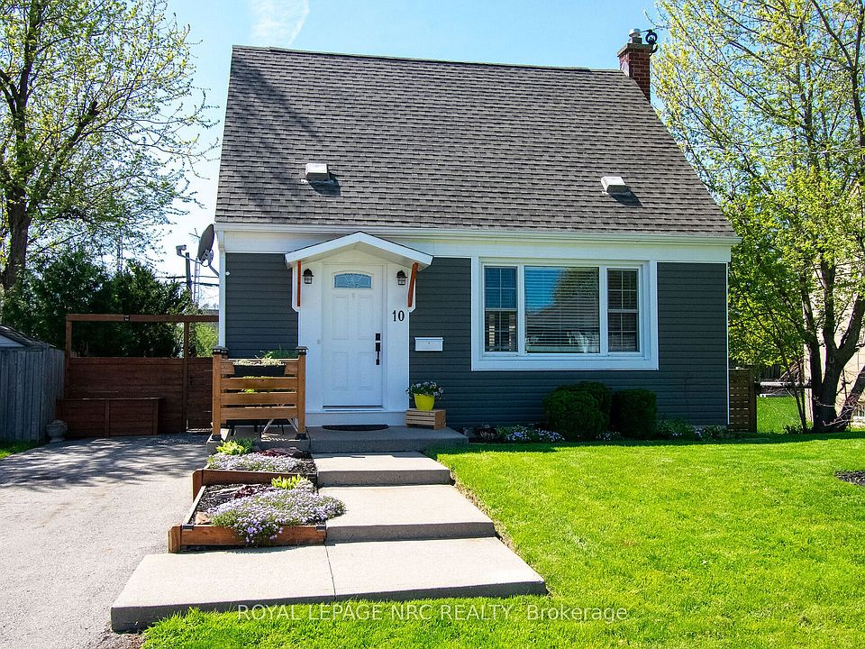 1st image of 10 Blain Pl N