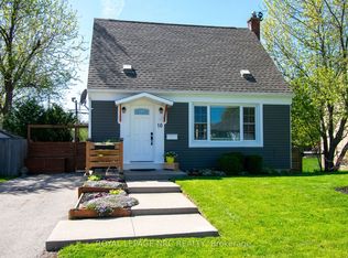 10 Blain Pl N, Saint Catharines, ON L2P2R5