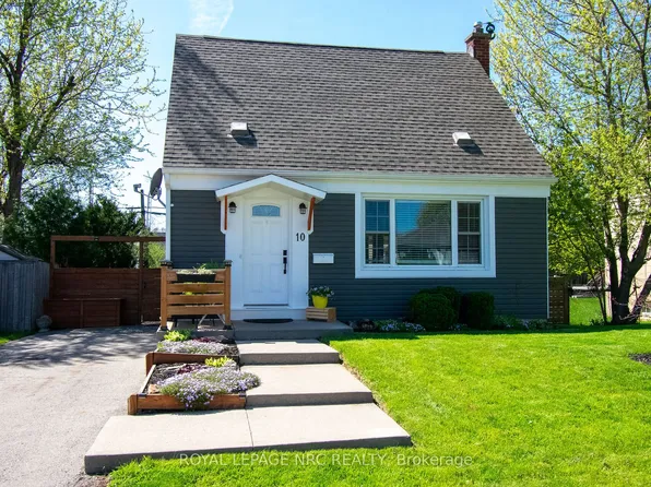 10 Blain Pl N, Saint Catharines, ON L2P 2R5