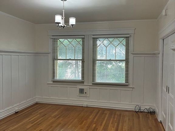 3rd image of 900 Powell St APT 4