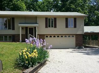 8003 Local Hillsboro Rd, Cedar Hill, MO 63016