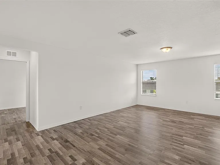 1115 Wynnmere Walk Ave — Photo 47