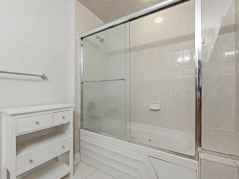 311 Washington St #9C — Photo 24