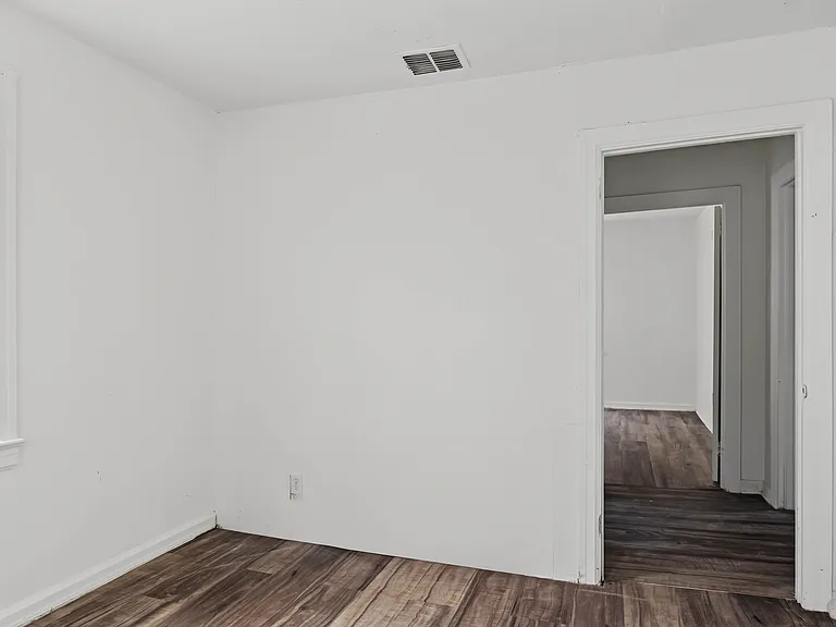2465 Jernigan Rd — Photo 6