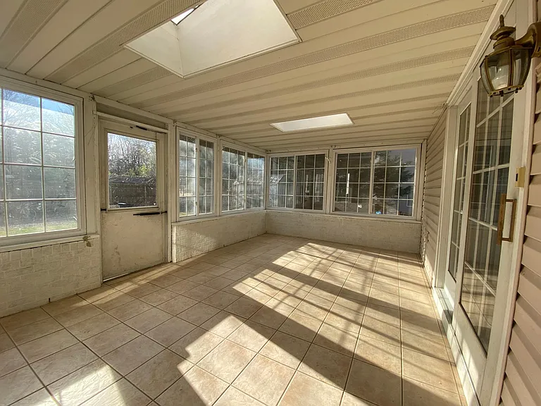 600 Dehaven Dr — Photo 19