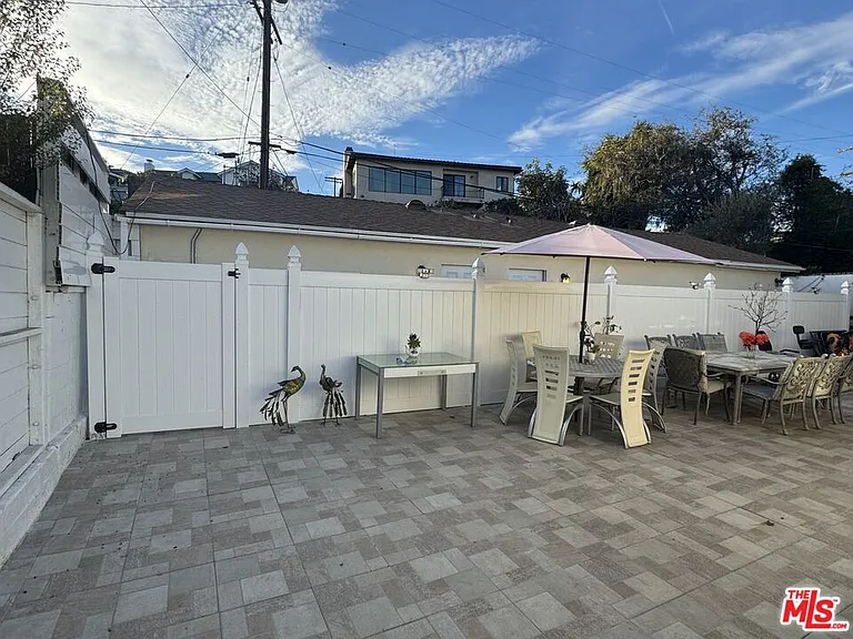 1913 Hillsboro Ave — Photo 12