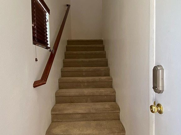 Over the garage unit, 2 beds, 2 bath, with in unit laundry.