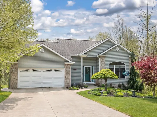 4343 Alison Ave, Erie, PA 16506