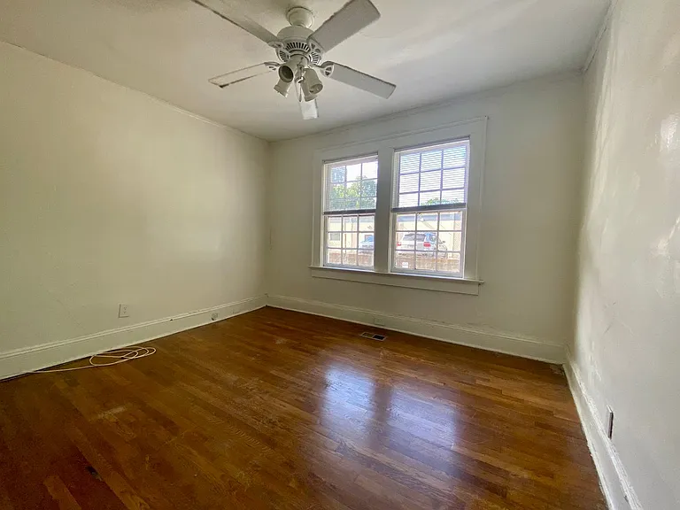 Spanish Oaks Apartment — Photo 14