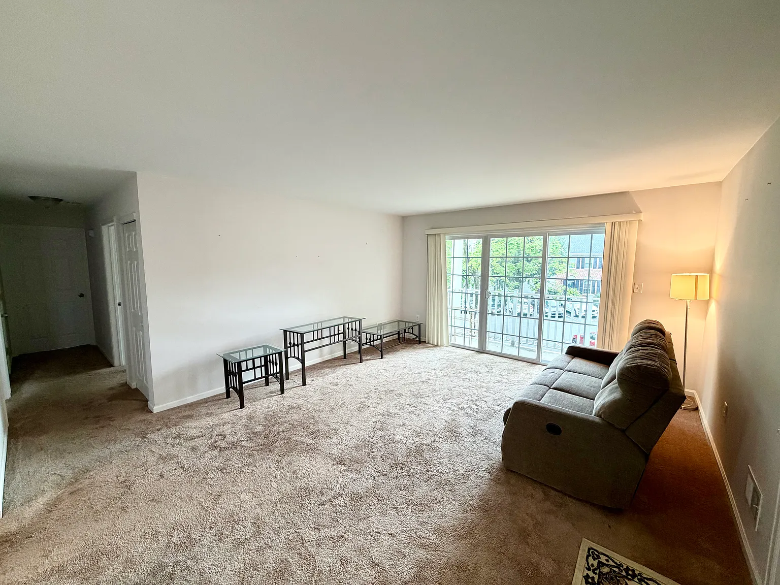 2 bed, 1177 sqft, $2,350 — Photo 2