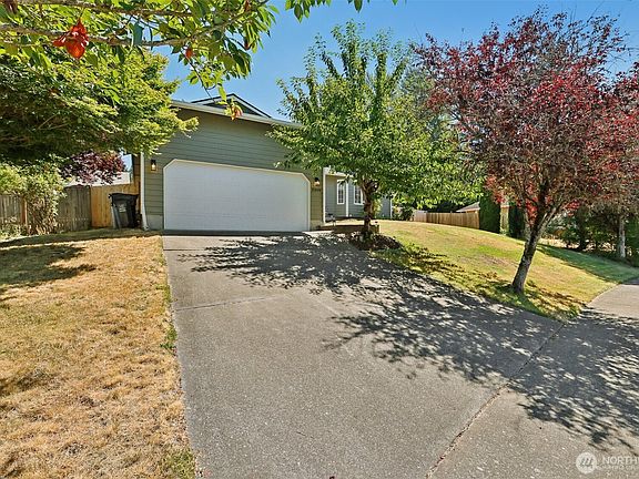 2nd image of 5309 75th Avenue NE