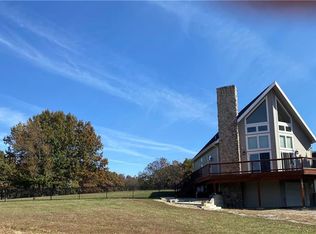 353 Lake Viking Ter, Gallatin, MO 64640