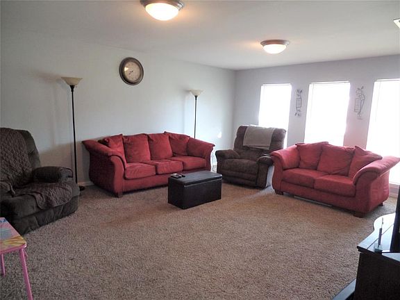 5th image of 2323 Jodi Ln