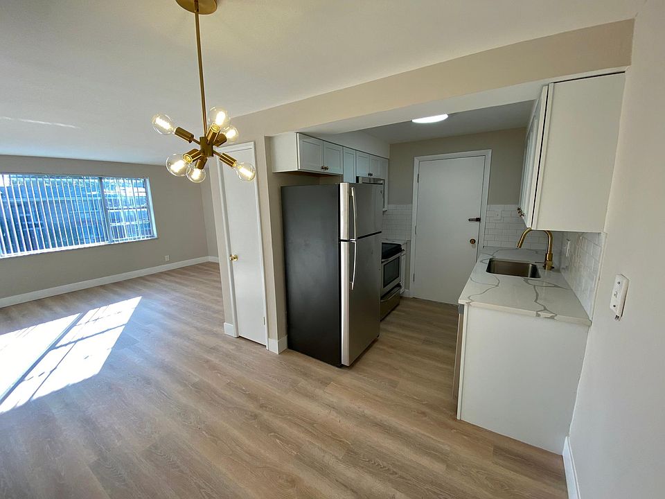 1st image of 715 Lepere Ave #F