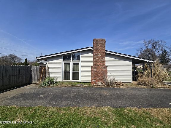 3rd image of 1720 Brentmoor Ln