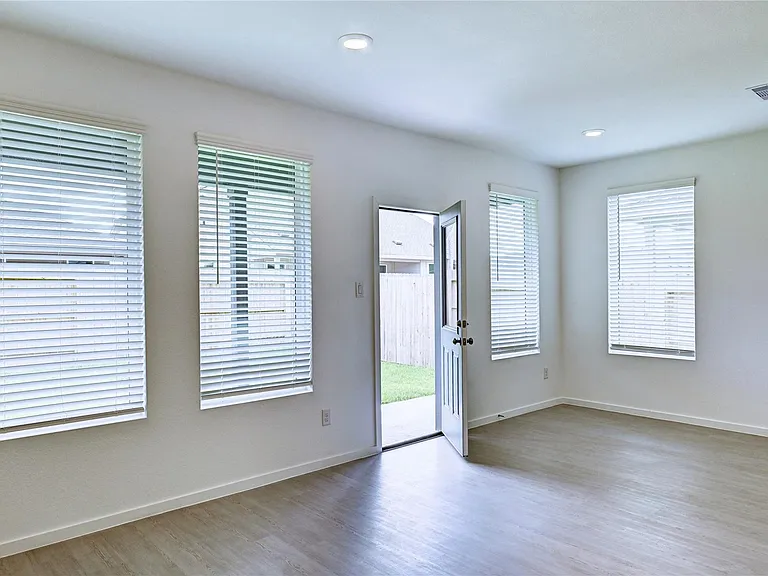 26606 Honeydew Green Ln — Photo 33