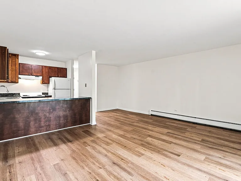 543 Burlington Ave #212 — Photo 9