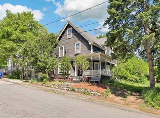 11 Charleston Ave, Manchester, NH 03102