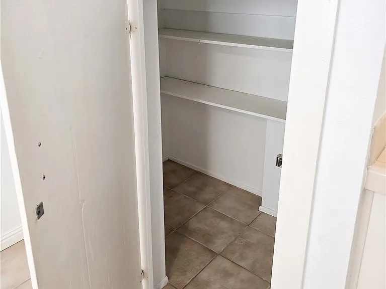 6121 Shoup Ave #10 — Photo 21