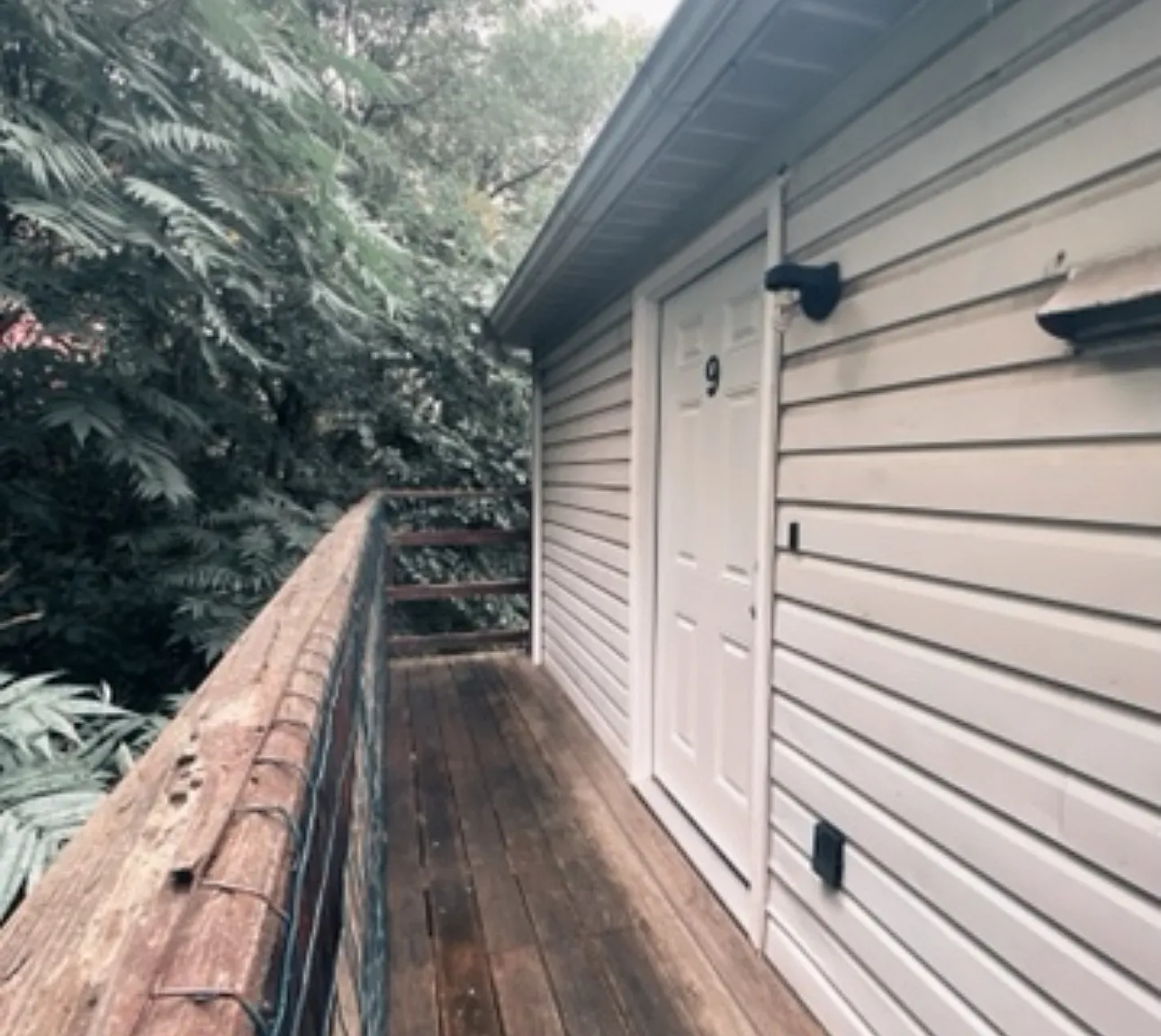 9 N Kendall Ave — Photo 1