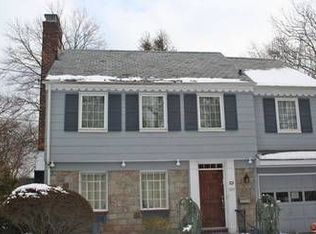 1311 Sussex Rd, Teaneck, NJ 07666