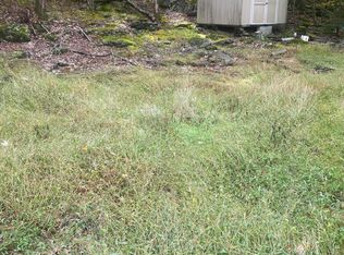 177 Shohola Ln, Shohola, PA 18458