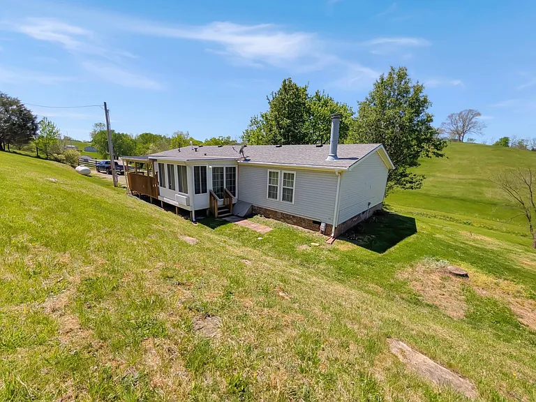 389 Finnell Pike — Photo 4