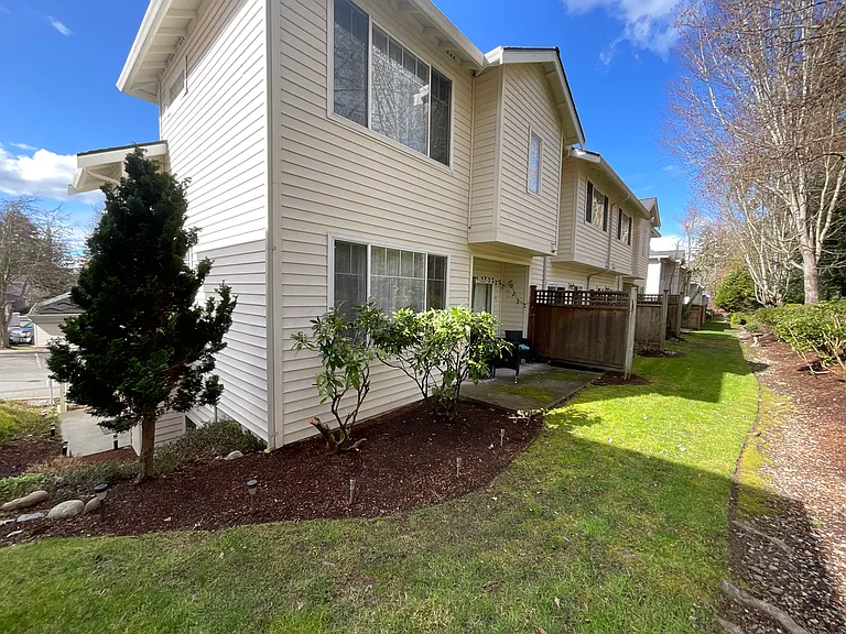 4716 Mill Pond Dr SE #1001 — Photo 23