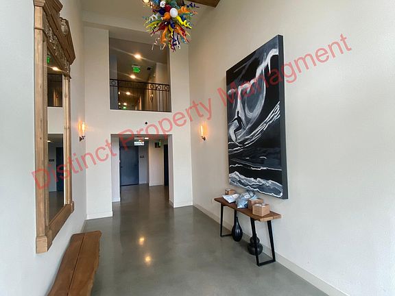 4th image of 716 Darwin St Unit 303