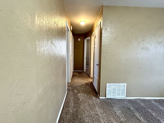 5th image of 4627 NW Lindy Ave
