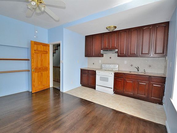 4th image of 44A Tuers Ave